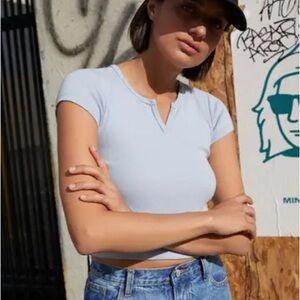 brandy melville light blue ashlyn notched t-shirt 🦋✨